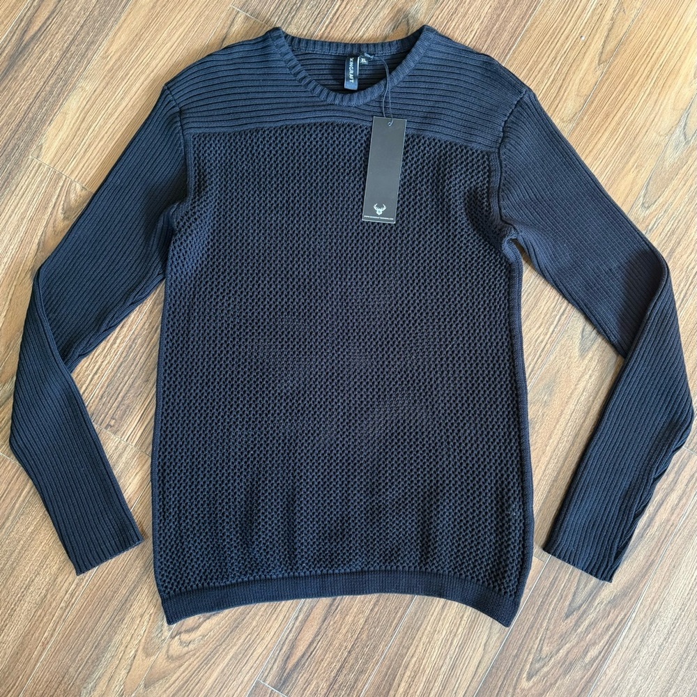 NWT Skingraft by Jonny Cota Textured Black Crewneck Sweater Unisex